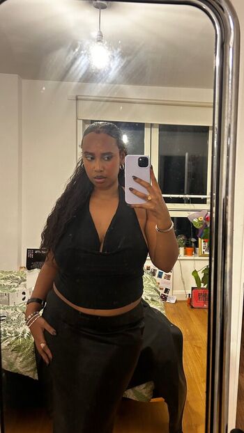 Full leaked Aishamoshope private onlyfans photo