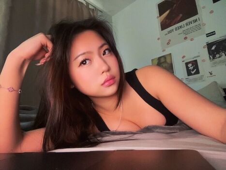 Full leaked Aishlvsu private onlyfans photo