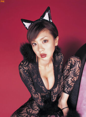 aki hoshino