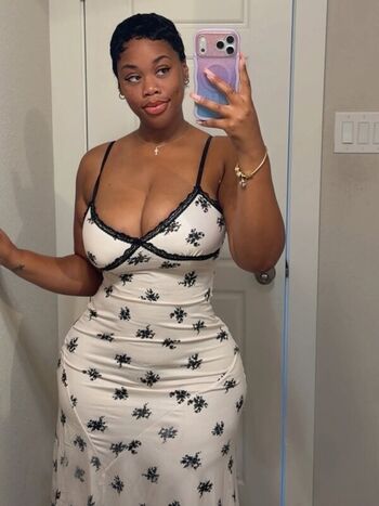 Full leaked Akiraa xxx private onlyfans photo