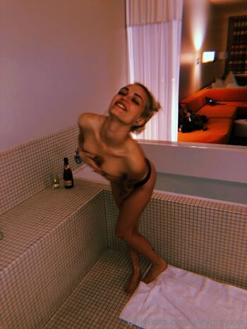 Full leaked Alexgreyxxx private onlyfans photo