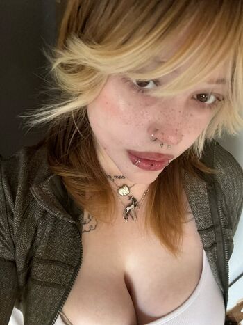 Full leaked Alivegirlnare private onlyfans photo