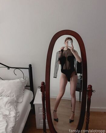 Full leaked Allotrop page private onlyfans photo