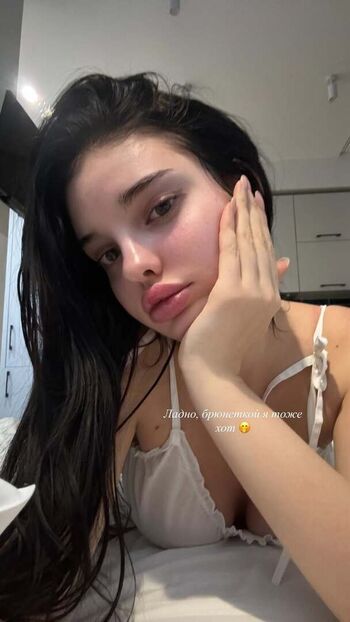 Full leaked Aly revolver private onlyfans photo