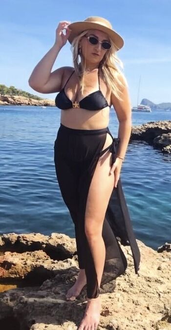 Full leaked Alyssa frysinger page private onlyfans photo