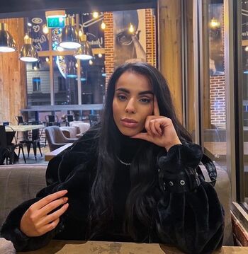 Full leaked Amale french hope private onlyfans photo
