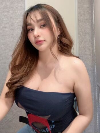 Amanda Nathalia