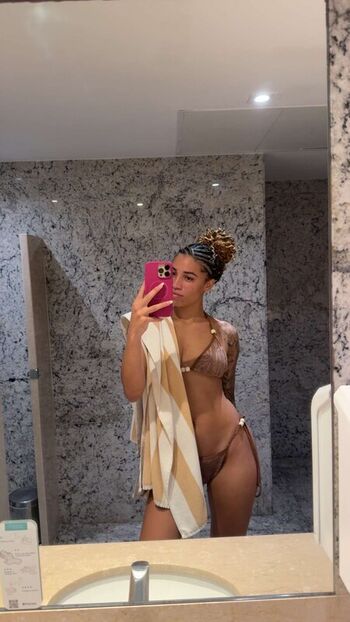 Full leaked Amiah simmons private onlyfans photo