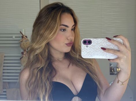 Full leaked Amilittleshiny private onlyfans photo