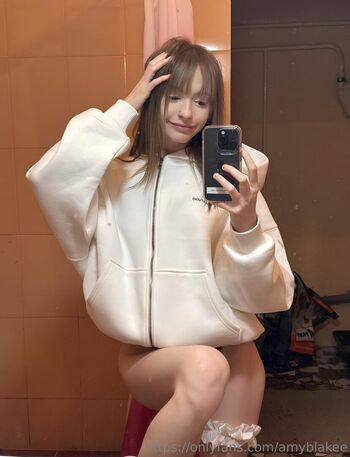 Full leaked Amyblakee private onlyfans photo