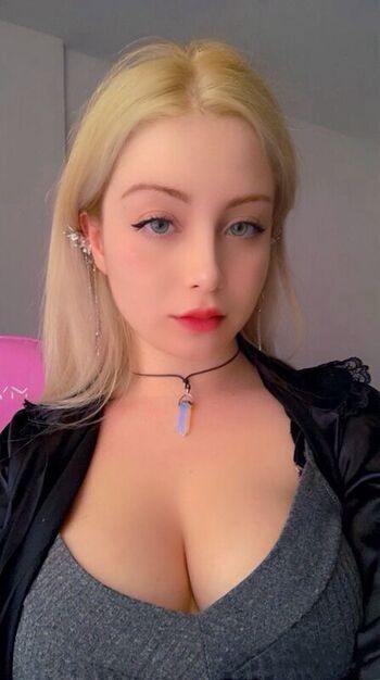 Full leaked Anarih private onlyfans photo