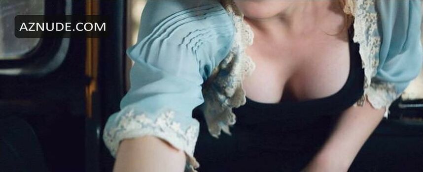 Anna McGahan