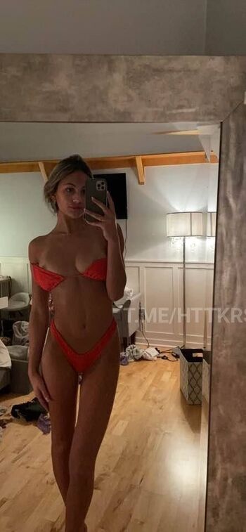 Full leaked Annakatiee private onlyfans photo