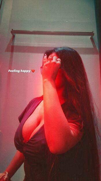 Full leaked Anushka solanki private onlyfans photo