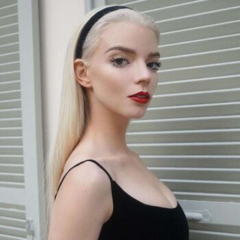Full leaked Anya taylor joy  page private onlyfans photo