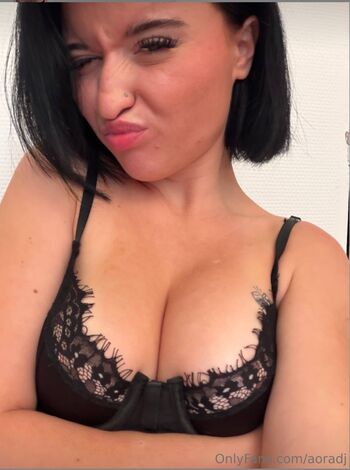 Full leaked Aora dj private onlyfans photo