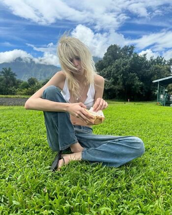 Full leaked Arrow de willde private onlyfans photo