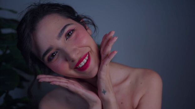 Full leaked Asmr glow private onlyfans photo