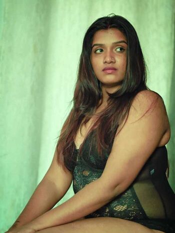 Full leaked Aswany ys private onlyfans photo