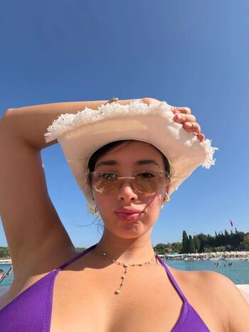 Full leaked Atavratmiyav private onlyfans photo