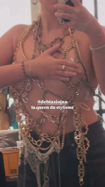 Full leaked Axelle maga page private onlyfans photo