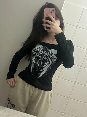 Full leaked Arinabik/ private onlyfans photo