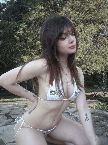 Full leaked Bella private onlyfans photo