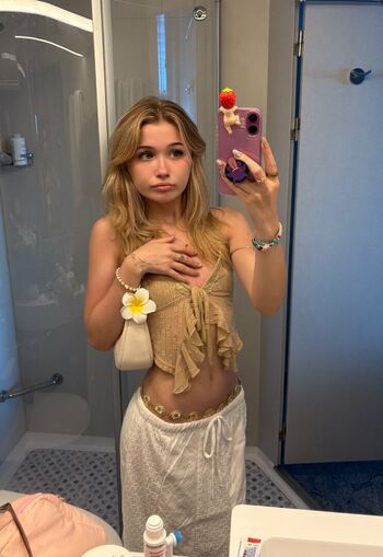 Full leaked Booleahhh private onlyfans photo