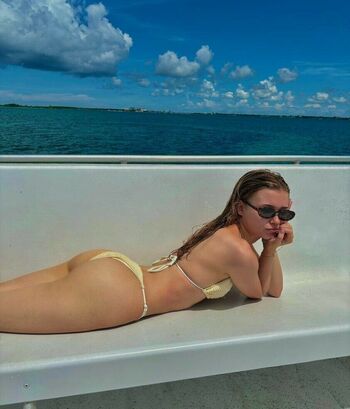 Full leaked Booleahhh private onlyfans photo