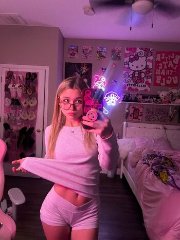 Full leaked Booleahhh private onlyfans photo