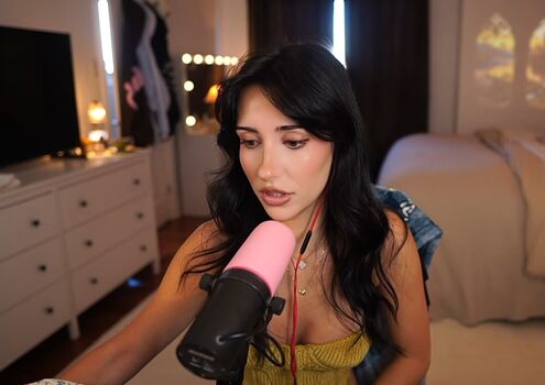 Full leaked Brieanneroksa private onlyfans photo