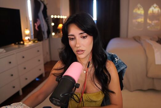 Full leaked Brieanneroksa private onlyfans photo