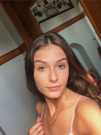 Full leaked Brunettestarbucksaddict private onlyfans photo