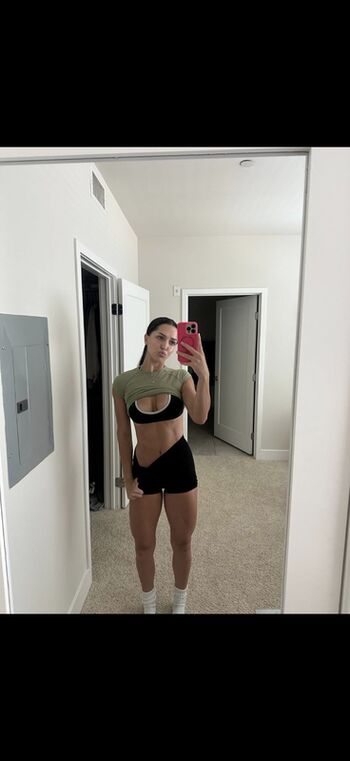 Full leaked Builtbybells private onlyfans photo