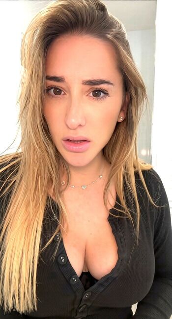 Full leaked Carla ghebali page private onlyfans photo