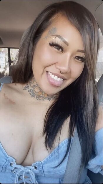 Full leaked Carolinehellcat private onlyfans photo