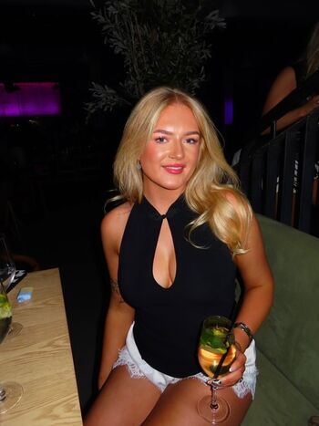 Full leaked Cassiedavidsonx private onlyfans photo