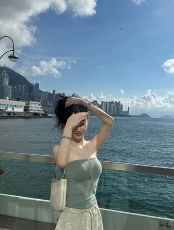Full leaked Chaeryeong private onlyfans photo