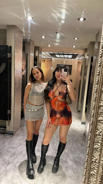 Chloe ABG