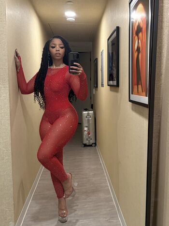 Full leaked Chloe bailey private onlyfans photo