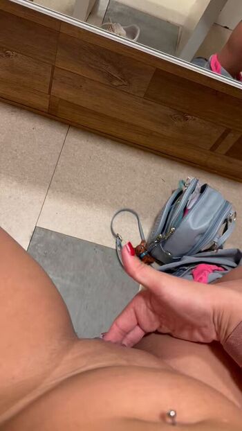 Full leaked Chrys angell private onlyfans photo