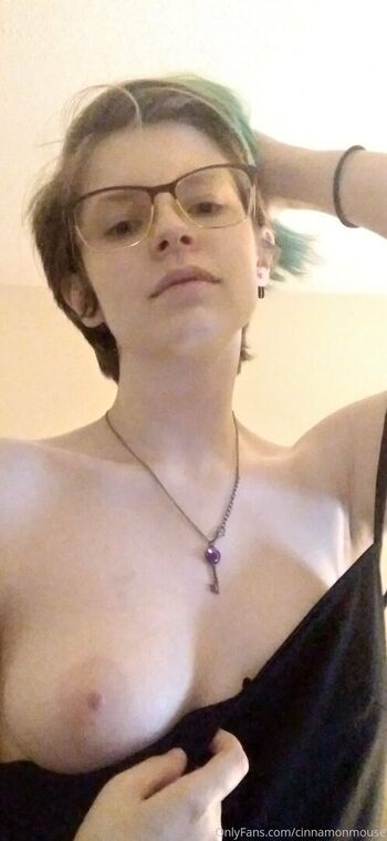 Full leaked Cinnamonmouse page private onlyfans photo