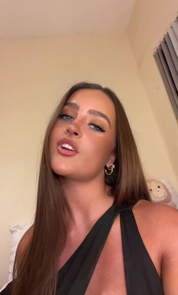 Full leaked Clodagh private onlyfans photo