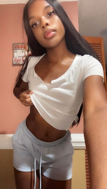 Full leaked Coraldom private onlyfans photo
