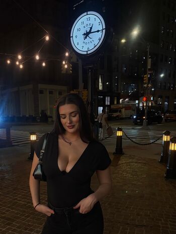 Full leaked Courtney tarr page private onlyfans photo