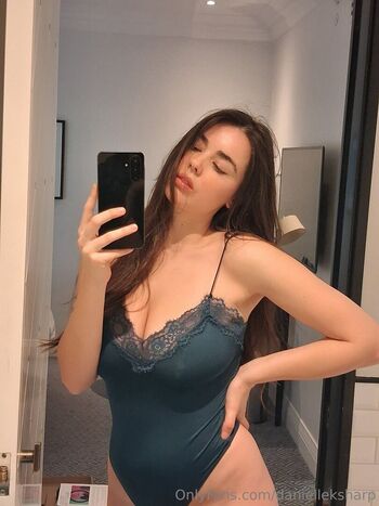 Full leaked Danielleksharp  page private onlyfans photo