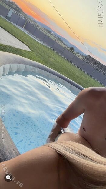 Full leaked Dirtyblondi private onlyfans photo
