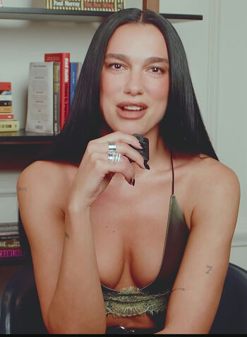 Dua Lipa