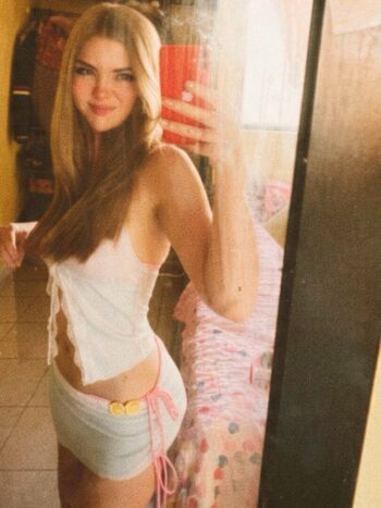Eira Goth Girl