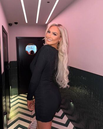 Full leaked El rowlandsxx page private onlyfans photo